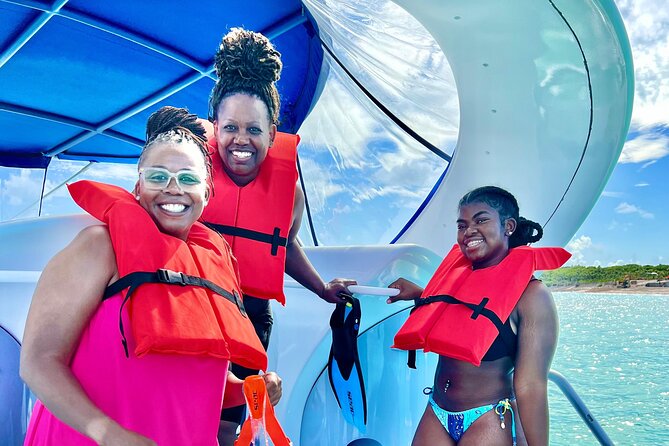 2 Hours Sip and Snorkeling Experience in Bahamas - Snorkeling Over Coral and Fish
