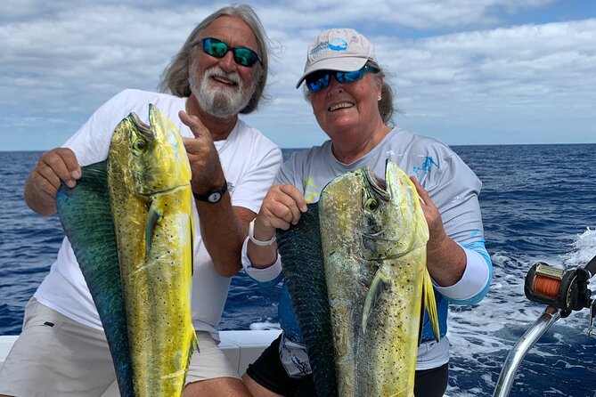 4 hours 34ft Day Dream Private Charter in Nassau - Choosing Between Fishing, Snorkeling, and Beach Time