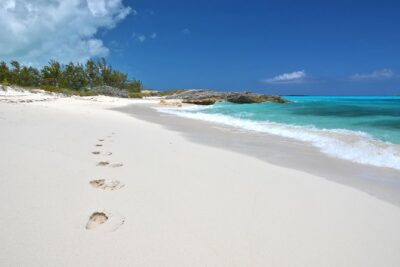4 hours 38ft Reel Dreams Private Charter in Nassau