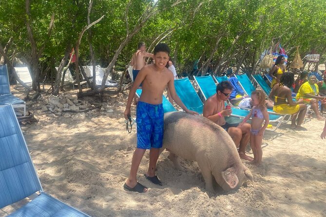 4hr Private Tour Island Hop Snorkel w/ Turtles & Sip Bahama Mamas - Rose Island Beach Time and Bahama Mamas