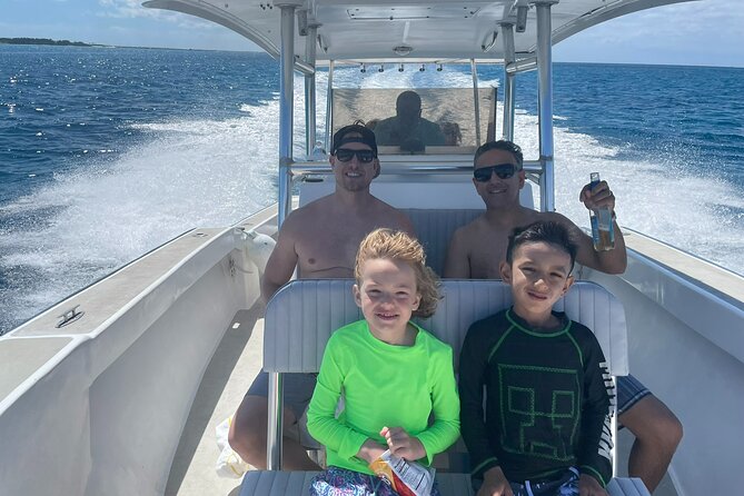 4hr Private Tour Island Hop Snorkel w/ Turtles & Sip Bahama Mamas - Nassau Harbor to Paradise Island