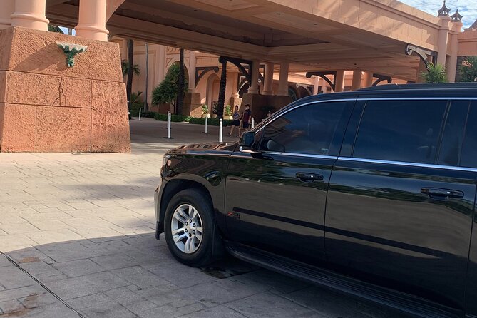Airport-Atlantis Paradise Island Private Roundtrip Transportation - Leaving Nassau airport without the usual fuss