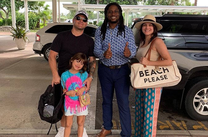 Airport-Atlantis Paradise Island Private Roundtrip Transportation - Booking details that can save you trouble