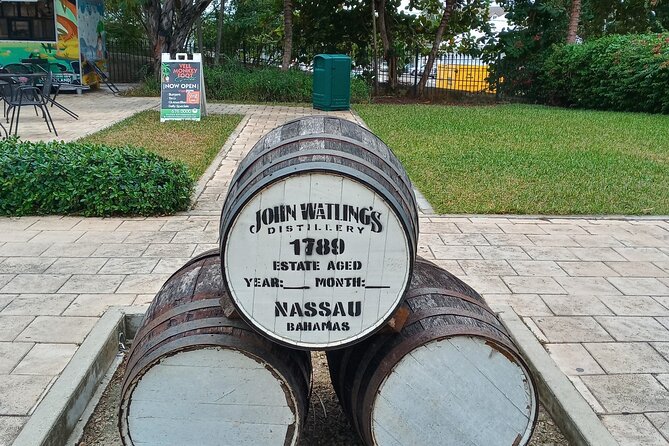 All New Tours "Bahamas Brunch" & "Signature Downtown Tour" - What Archie and Petura add to the walk