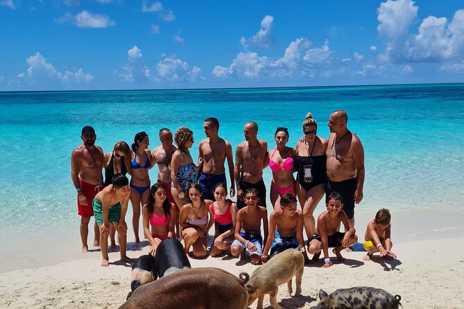 Athol Island Swimming Pigs Half-Day Boat Tour with Lunch - Athol Island and the pig encounter