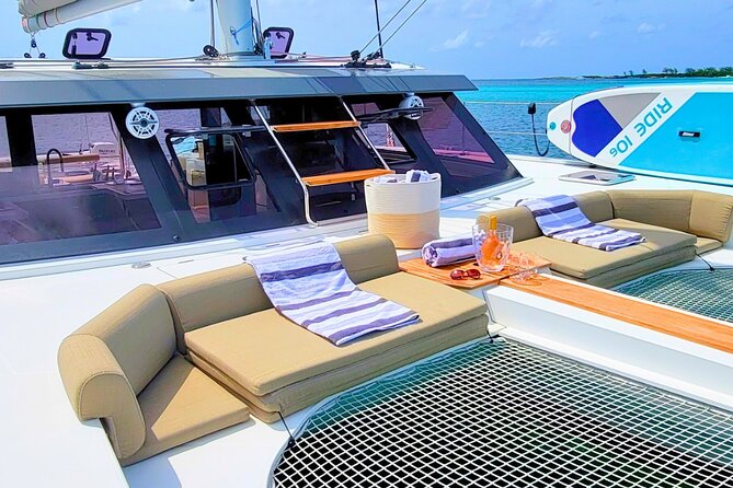Bahamas All Inclusive Luxury Sailing Catamaran Charter - A private Nassau sailing day built around Rose Island