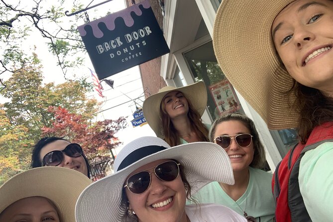 Bahamas Bash Scavenger Hunt (Exumas) - The first clues: art, stories, and local character