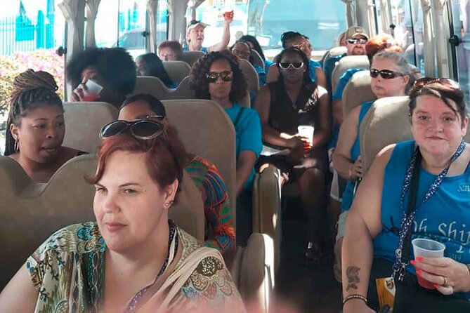 Bahamas Shuttle Services - A calmer first hour in Nassau