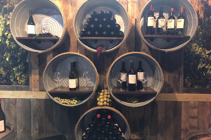 Cigar Rolling Lesson and Wine Blending Class - Why this Nassau experience feels different
