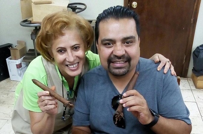 Cigar Rolling Lesson in Nassau - Is $250 Per Person a Fair Price?
