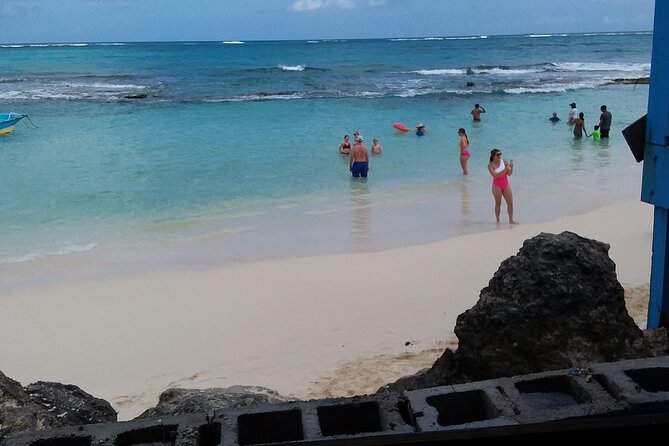 City Tour, Beach & Snorkeling at "Love Beach" in Nassau, Bahamas - Sweet samples at the Bahamian Rum Cake factory