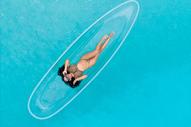 Clear Kayak Photoshoot+Free Cocktail Nassau, Bahamas - Who should book this Nassau activity?