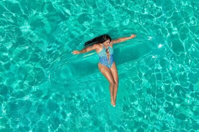 Clear Kayak Photoshoot in Nassau ,Bahamas.