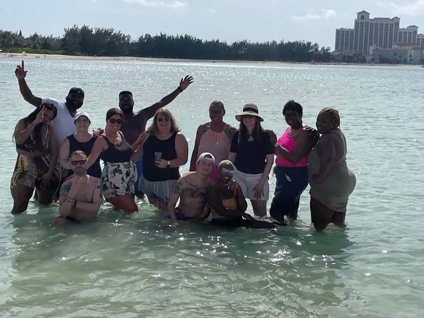 Customizable half day group tour (price per vehicle) - Adding a beach or snorkeling stop