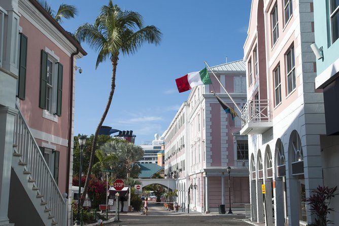 Dilly Dally Walking Tour of Nassau Attractions - John Watling’s and the tasting stops