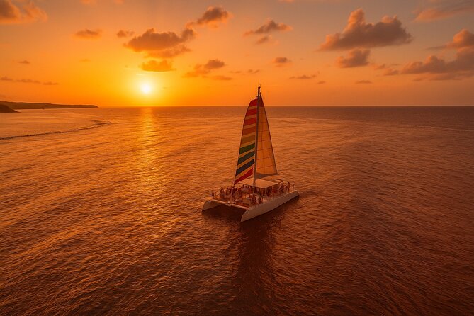 Grand Bahama Catamaran Sunset Cruise with Drinks and Snacks - Drinks, snacks, and the real mood on board