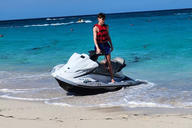 Jetski Rentals Nassau Bahamas. Transportation included (free) - How much value do you get for $115?