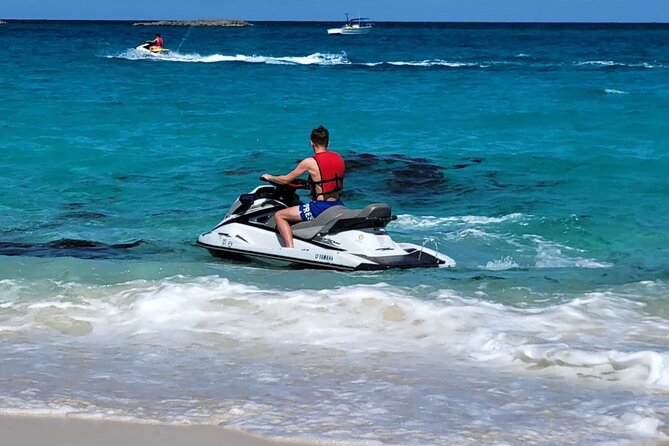 Jetski Rentals Nassau Bahamas. Transportation included (free) - Who will enjoy this Nassau experience?
