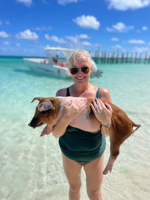 Nassau: 3-Island Snorkel Tour with Pigs, Beach Club, & Lunch - Lunch and the private beach club