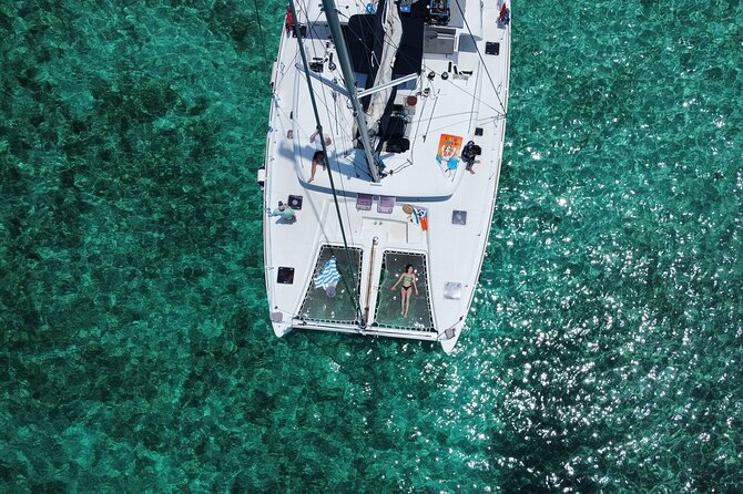 Nassau 3-stops: Snorkeling, Swimming Pigs, Turtles & Lunch - How the crew shapes the day