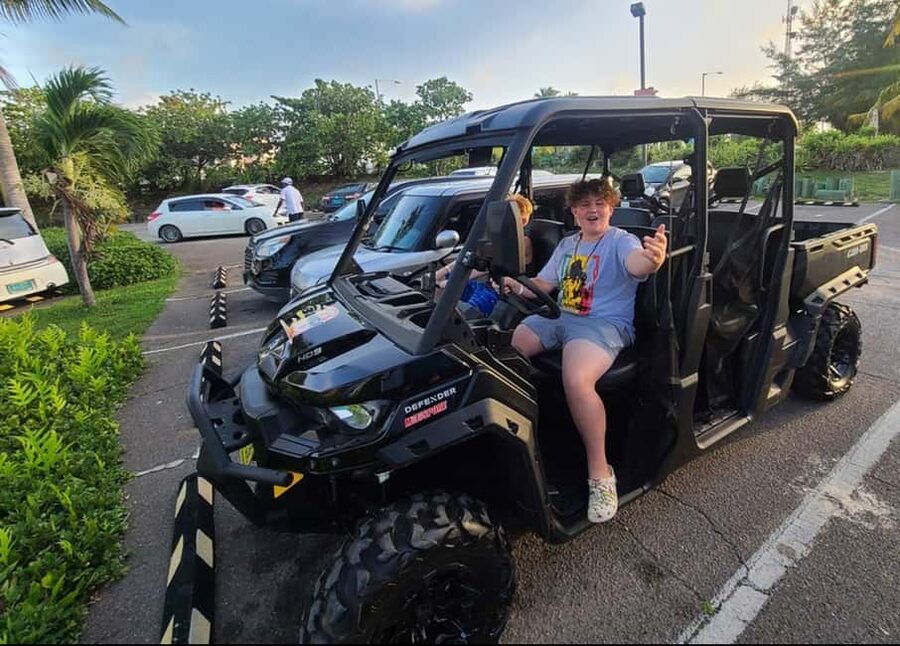 Nassau: 6-Seater Buggy Rental - Service, vehicle condition, and small comforts