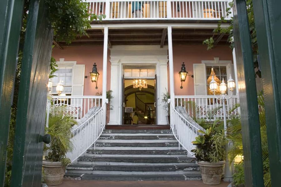 Nassau: Afternoon Tea at Graycliff Hotel and Restaurant - How the experience fits a day in Nassau