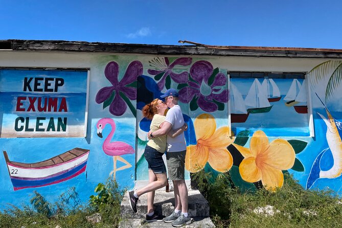 Nassau Bahamas Blitz Scavenger Hunt - Families, dogs, and different kinds of groups