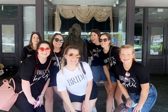 Nassau Bahamas Blitz Scavenger Hunt - How the live phone host changes the experience
