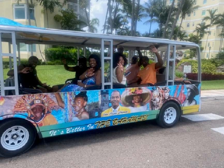 Nassau: Bahamas Culture Tour with Electric Trolley and Water - Starting at the Straw Market near the cruise port