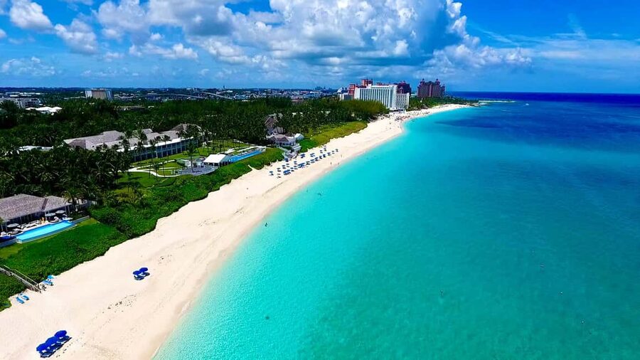 Nassau: Historic City Tour with Drink and Food Tasting - Starting with Nassau’s neighborhoods and local life