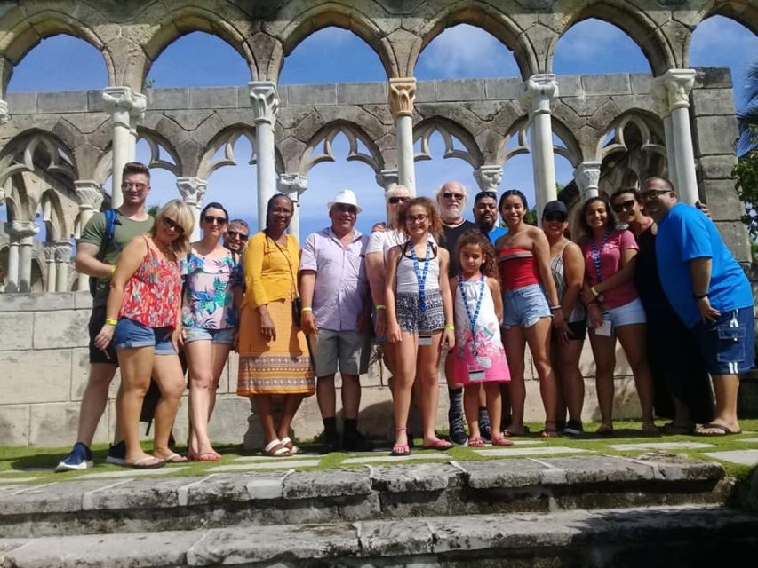 Nassau: Historical Sightseeing Guided Half-Day Tour - Pirates Museum: Nassau in 1716