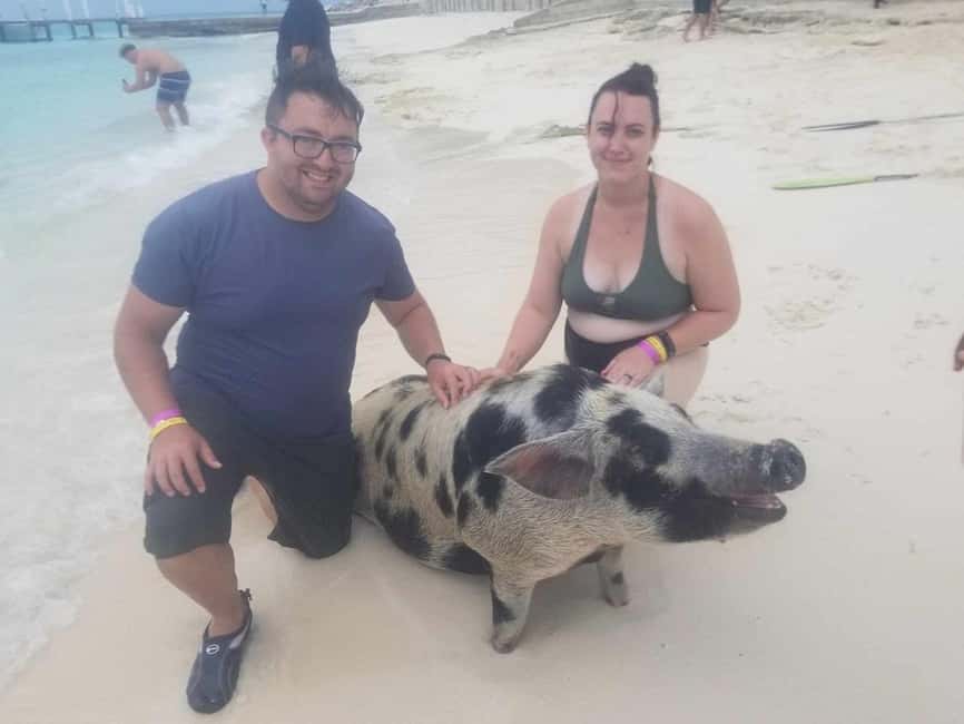 Nassau: Island Hopping Boat Trip with Lunch & Drinks - Pearl Island snorkeling: bring realistic expectations