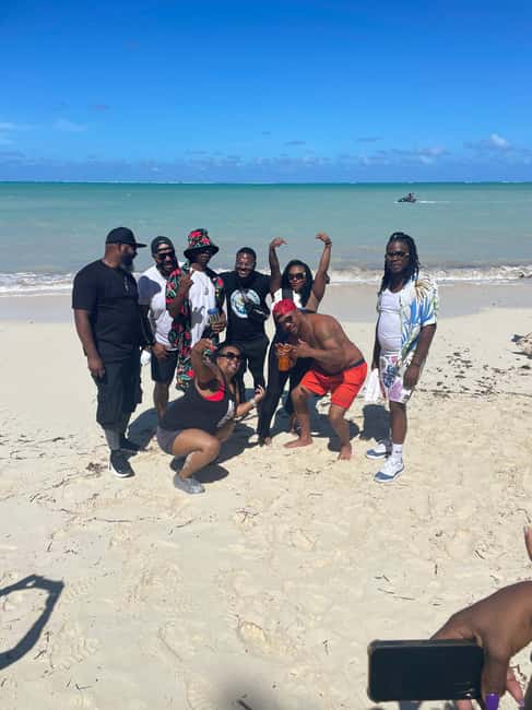 Nassau: Land Tour with Local Food & Rum Tasting - Transportation and meeting points in Nassau