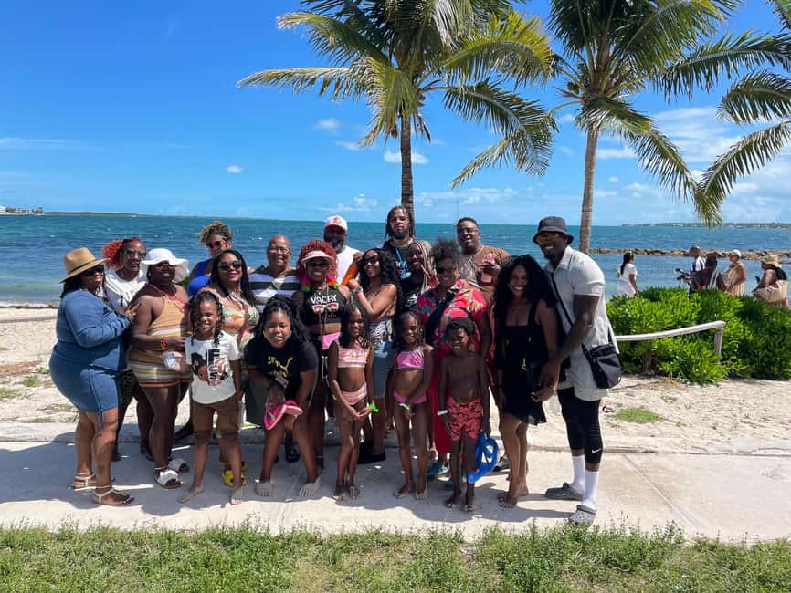 Nassau: Land Tour with Local Food & Rum Tasting - Bahamian food with conch at the center