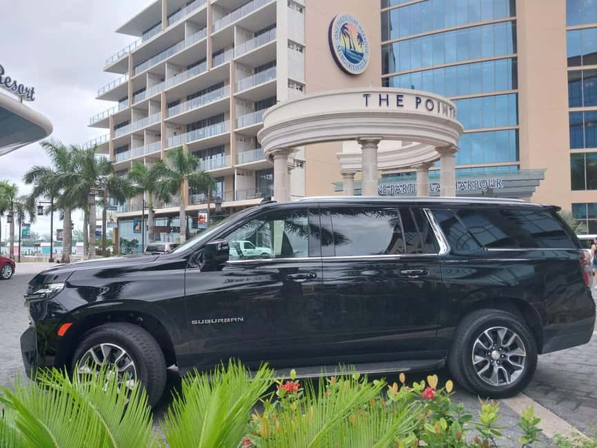 Nassau: Private and Personalized Island Tour - Rawson Square and Parliament Square