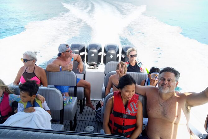 Nassau: Private Island & Snorkeling, Turtles, Drinks & BBQ - Crew Service, Music, and Group Size