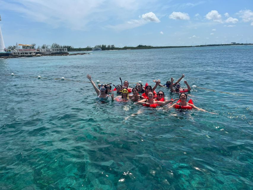 Nassau: Reef Snorkeling, Turtles, Lunch & Private Beach Club - Who will enjoy this half-day outing?