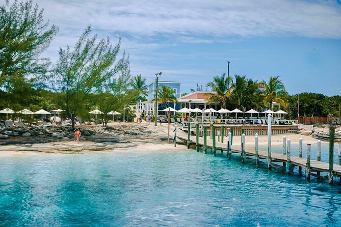 Nassau: Rose Island Perfect Beach Day Group Getaway - How the group size affects the day
