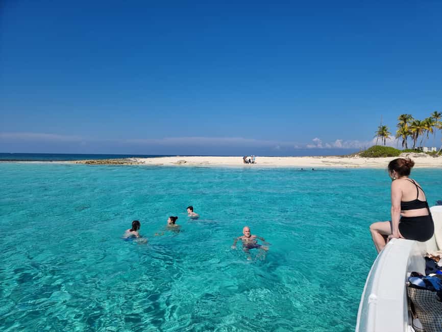 Nassau: Rose Island Swimming Pigs & Turtles Snorkeling Tour - Food, drinks, and what to pack