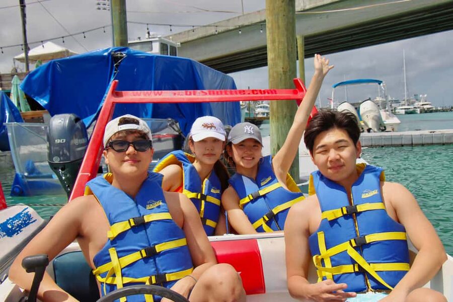 Nassau: Self-Drive Speedboat Ride and Pig Swimming Encounter - Key points at a glance