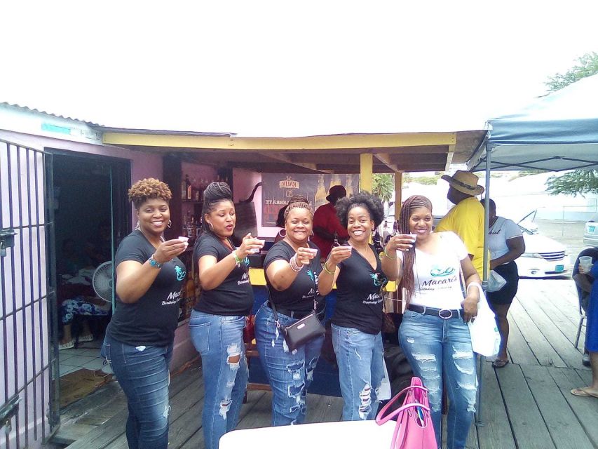 Nassau: Sip, Sample & See, Food & History Bus Tour - Who should take this tour
