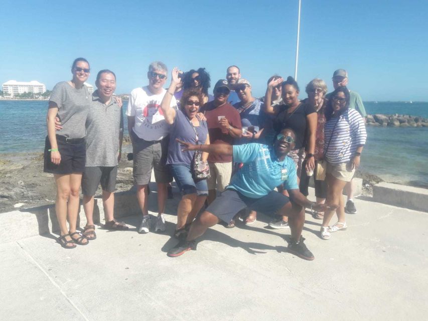 Nassau: Sip, Sample & See, Food & History Bus Tour - Why this Nassau tour works well