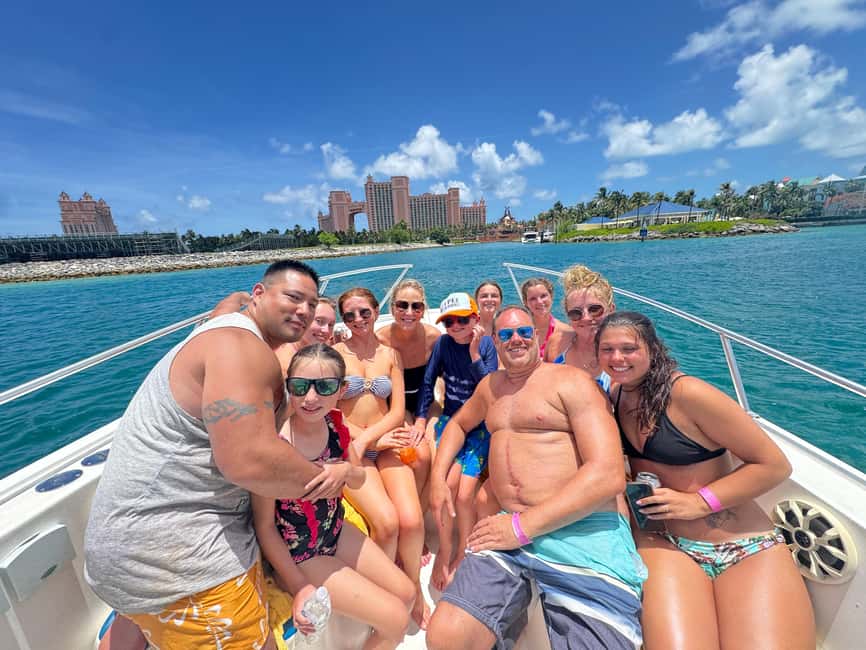 Nassau: Swimming Pigs and Turtles Boat Tour with Snorkeling - Key points at a glance