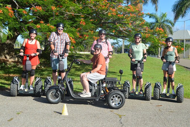 Nassau Trike Site and Beach Tour - Arawak Cay and the Fish Fry