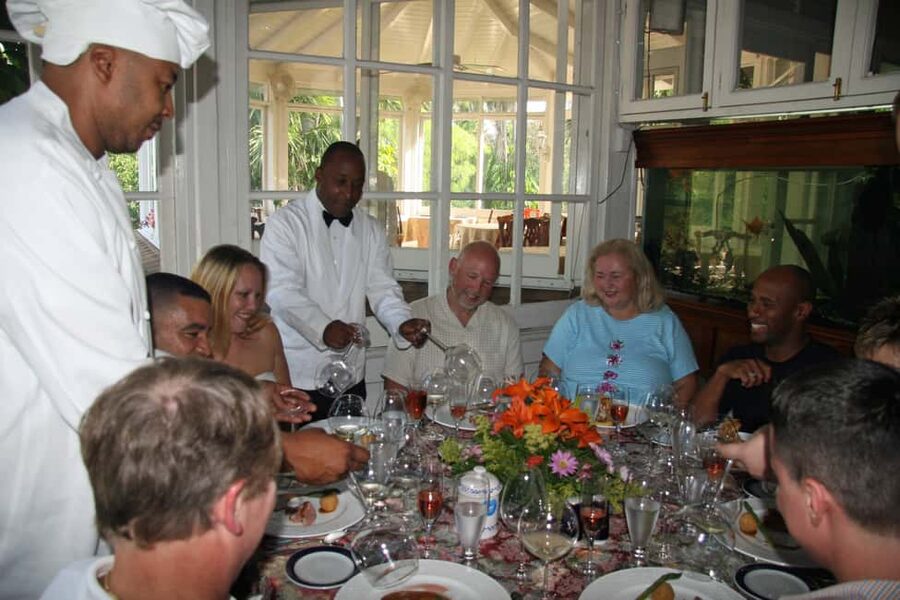 Nassau: Wine Luncheon at the Graycliff Restaurant - Entering Graycliff for a Champagne Welcome
