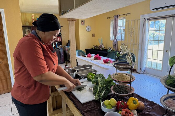 NEW! Authentic Bahamian Cooking and Cocktails with Transfers - Spending 90 minutes cooking, tasting, and asking questions