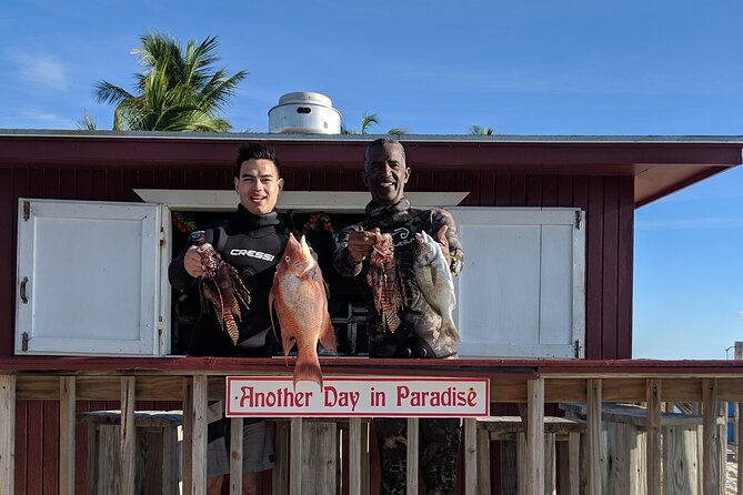 Paradise Cove Day Pass with Pickup from Freeport - What the four-hour schedule feels like