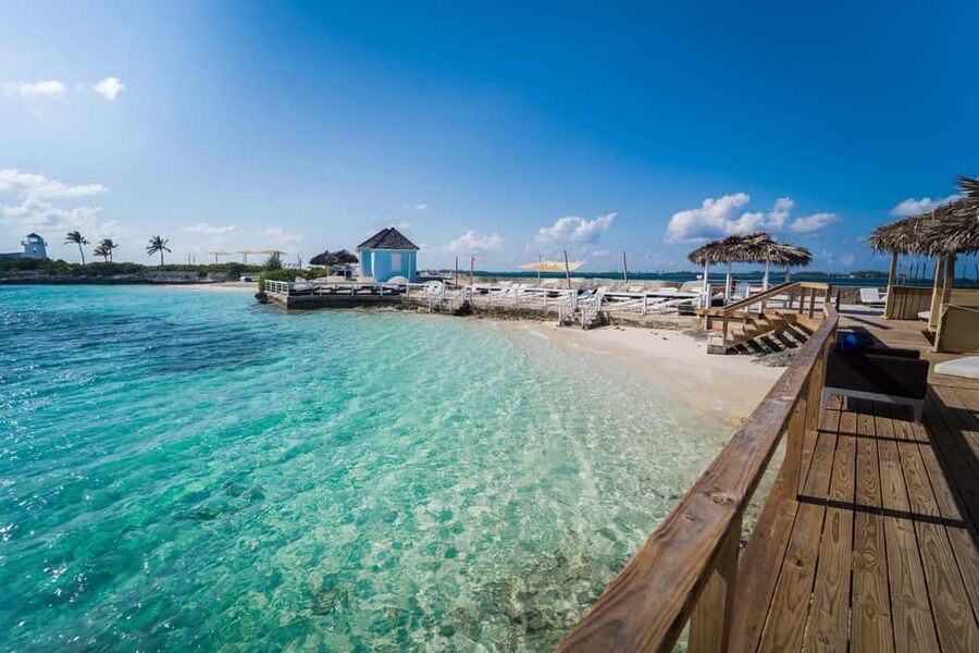 Pearl Island: Private Ocean View Cabana with Lunch - Swimming, kayaking, and paddleboarding in turquoise water