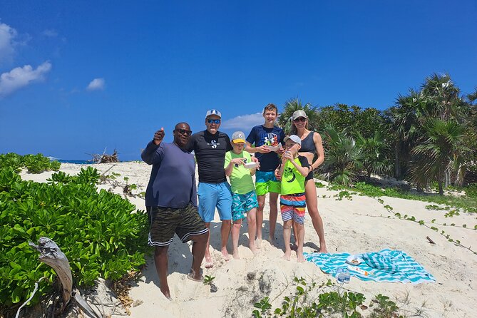 Private 4 hour Rose Island tour snorkeling fishing - Rose Island, a simple beach stop