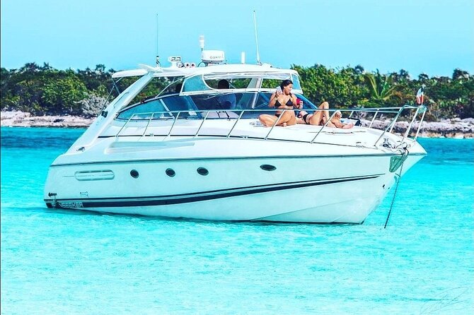 Private Beach Day / 50ft Sun Seeker or 33ft Boat / 1-10 Guests - Five things to know before booking